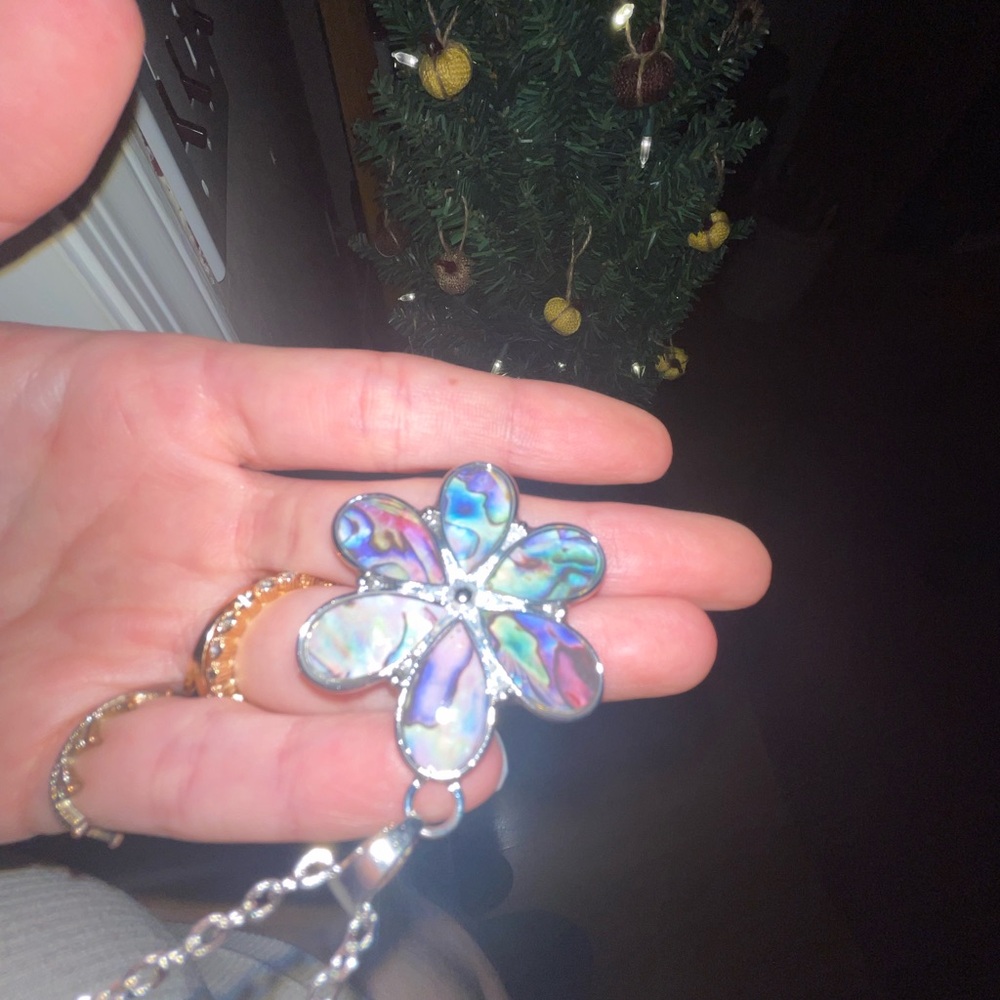 Flower necklace, multicolor silver flower